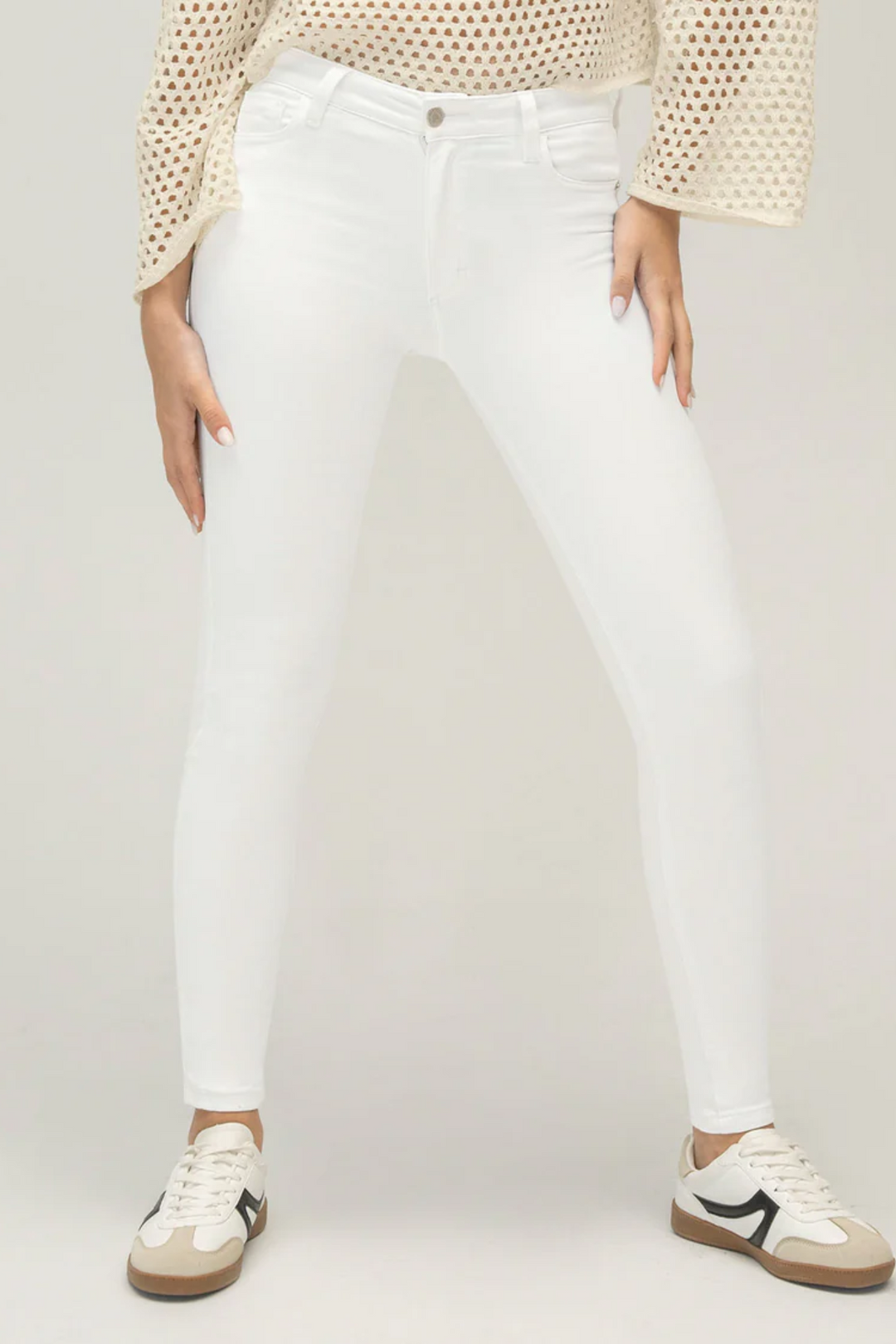 Leonisa - Butt-Lifting Skinny Jeans
