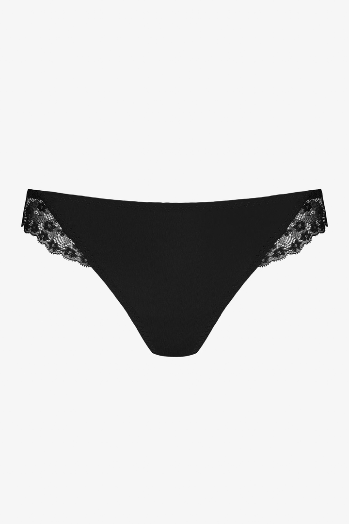 Change - MyEssentials Thong