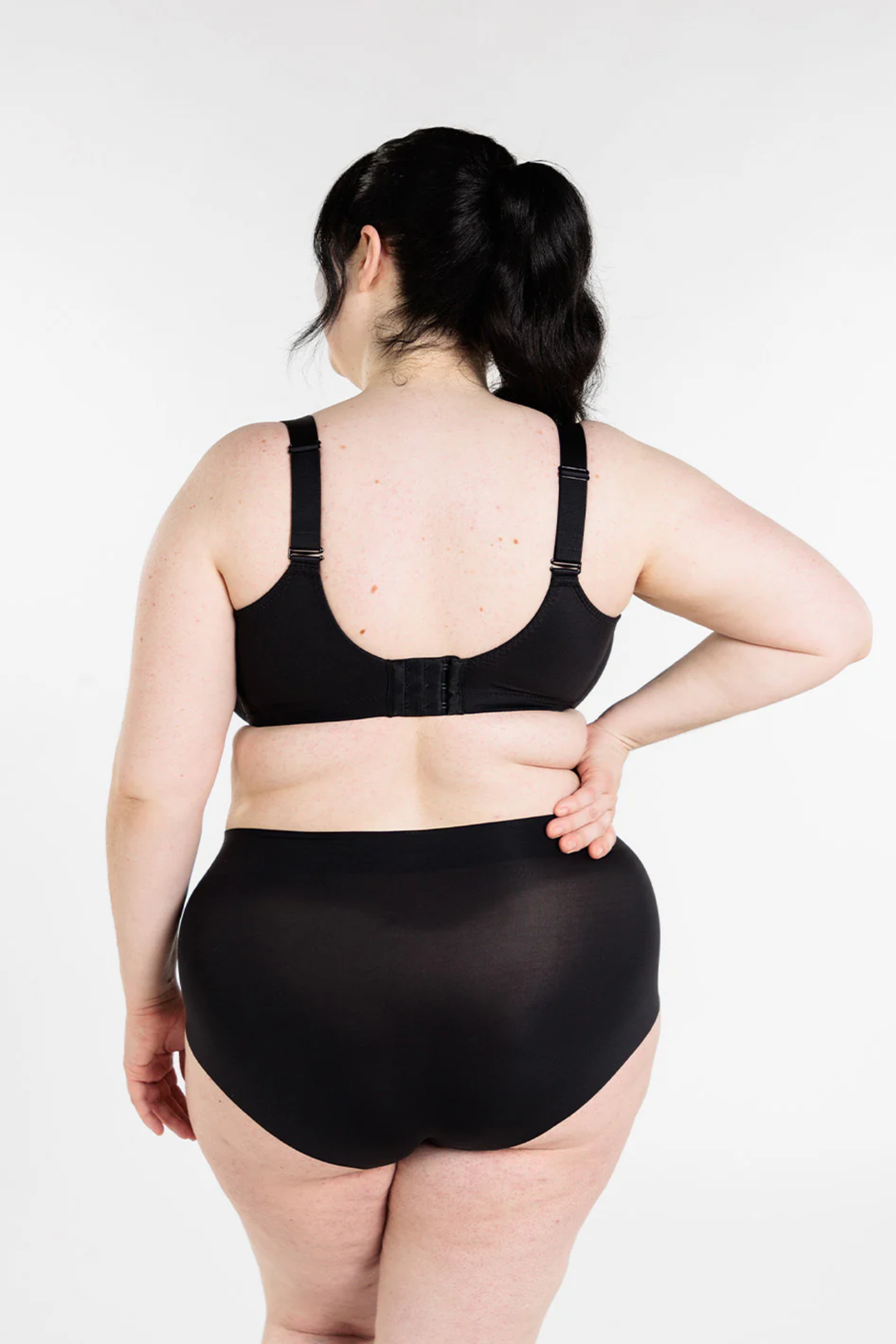 Understance  FeatherLift FlexWire Balconette Bra